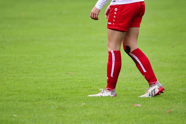 克里斯蒂亚诺·罗纳尔多（Cristiano Ronaldo）的拳击未分道被解释为超级巨星在历史悠久的体育赛事中被发现.